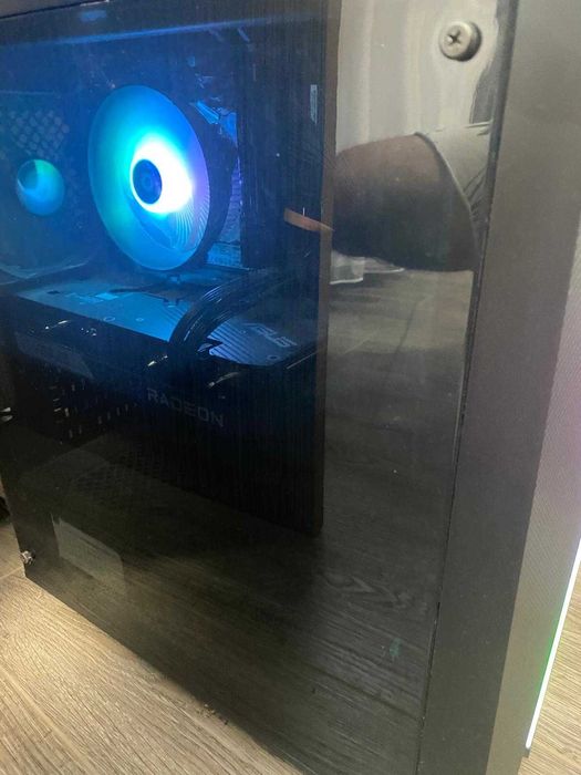 Vand Pc Gaming Rx6600XT 8GB