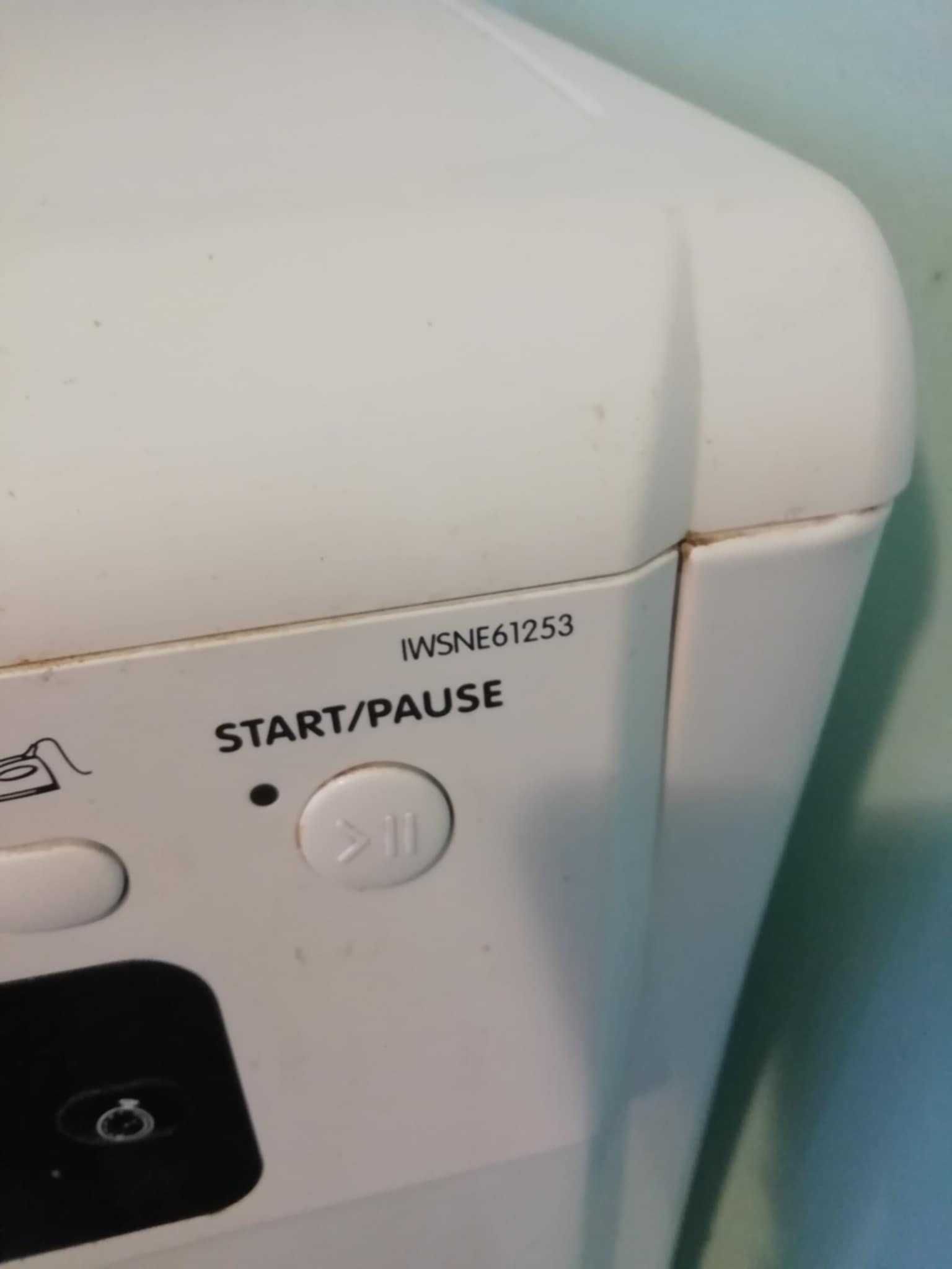 Пералня INDESIT модел IWSNE61253