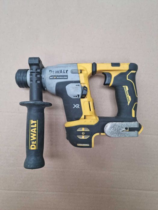 Акумулаторен перфоратор DeWALT DCH172TY1 18 V