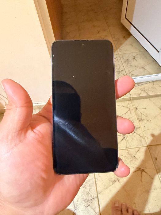 Samsung s23 перфектен