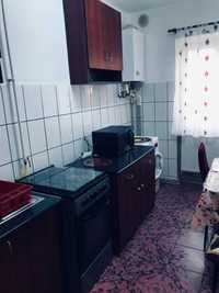 inchiriez apartament 2 camere