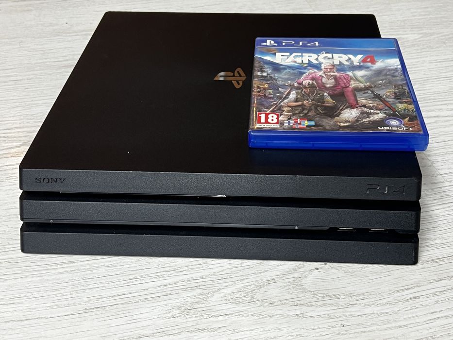 Consola PS4 PRO, 1Tb, Firmware 11.02, controller original