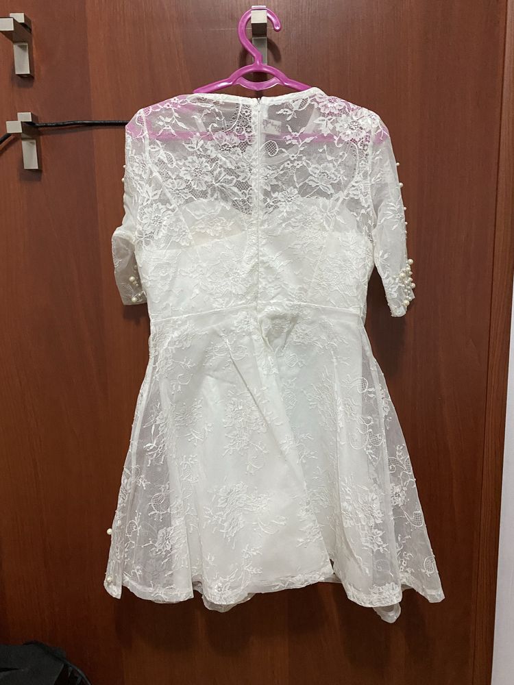 Продам нарядное платье 44-46 р