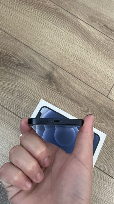 Iphone 12 с каробкой