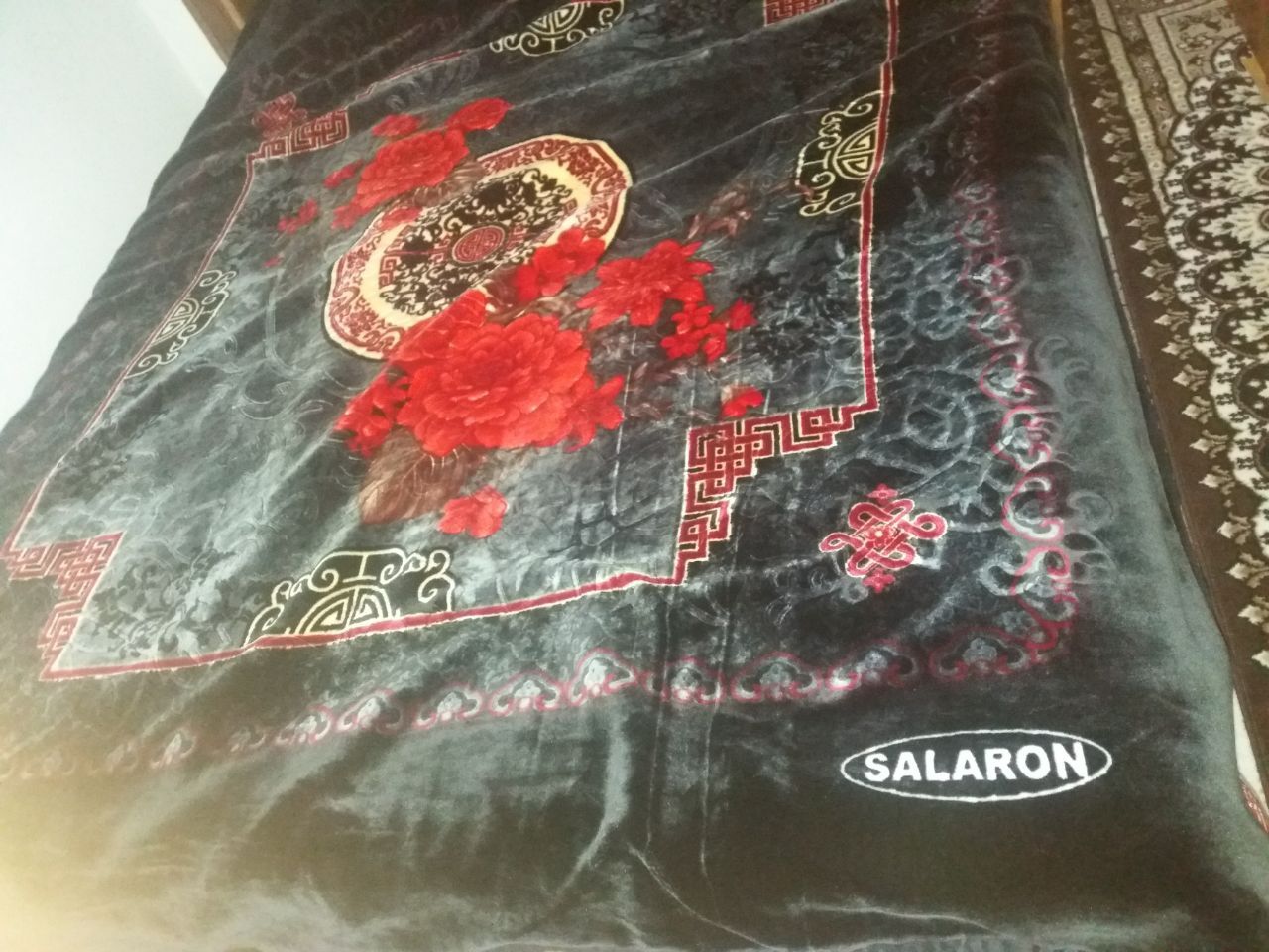 Adyol  (SALARON) dan
