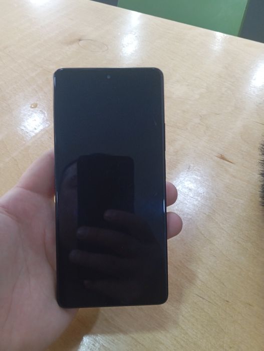 Продам телефон Poco F5. 5G 12/256 состояние отличное