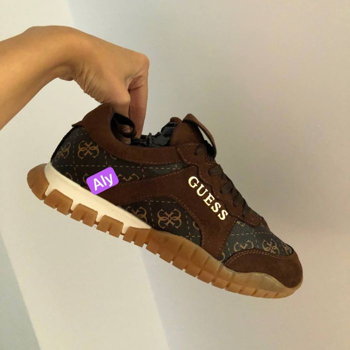 Adidași damă și barbati