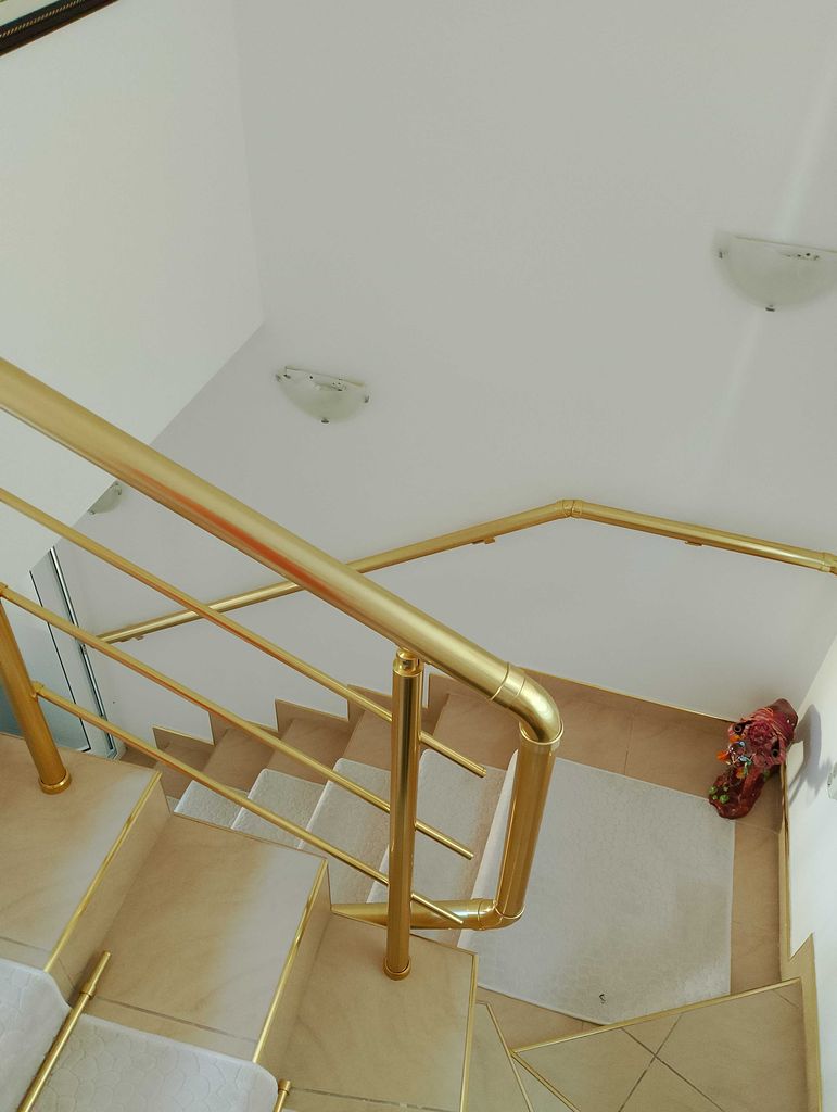 Продава се Къща в Добрич, Христо Ботев - 120 кв.м за 1828 €/кв.м - Снимка #4