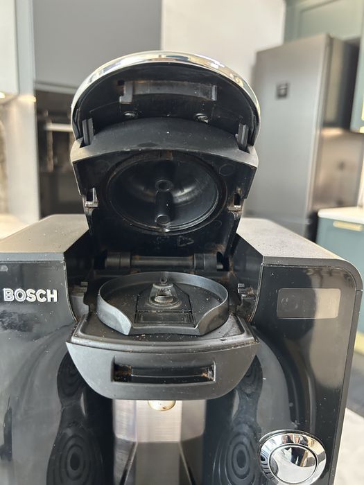 Кафемашина с капсули Bosch Tassimo TAS5542