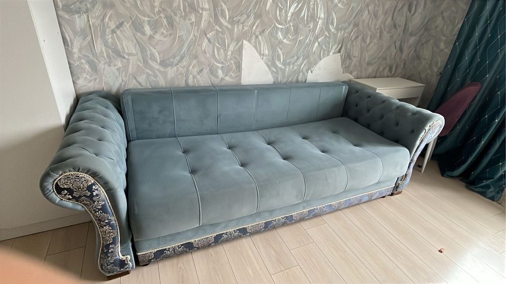 Продам диван с подушками 6 шт