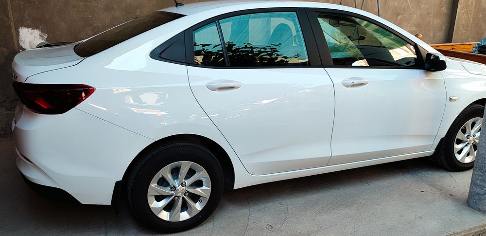 Onix 4позотиция Насия савдо (аренда)  12500$