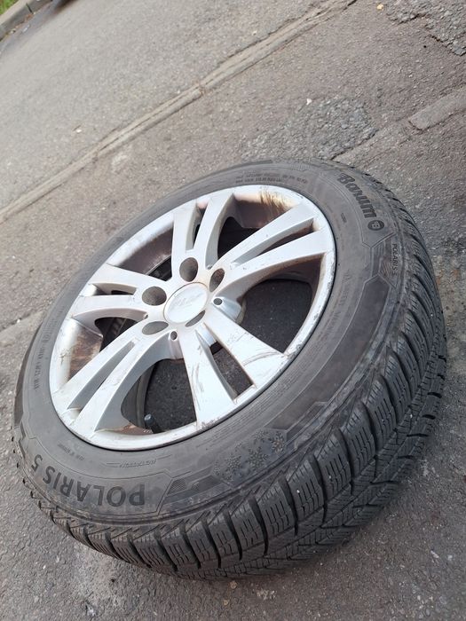 Vând anvelope iarna 205 55 16