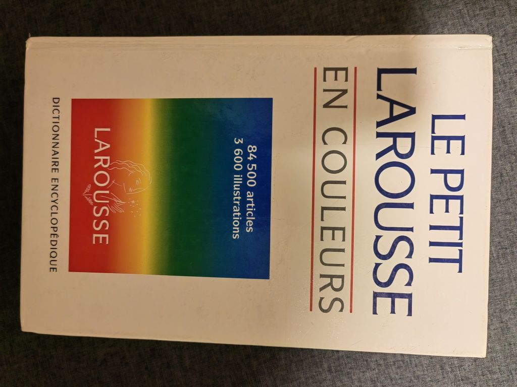 Dictionar francez le petit larousse in limba franceza