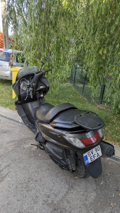 Yamaha majesty 400