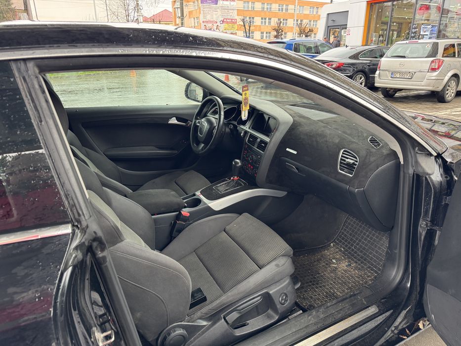 Audi A5 2.7 TDI S line 250cp 2009 Automat 8+1 Full Led jante 19