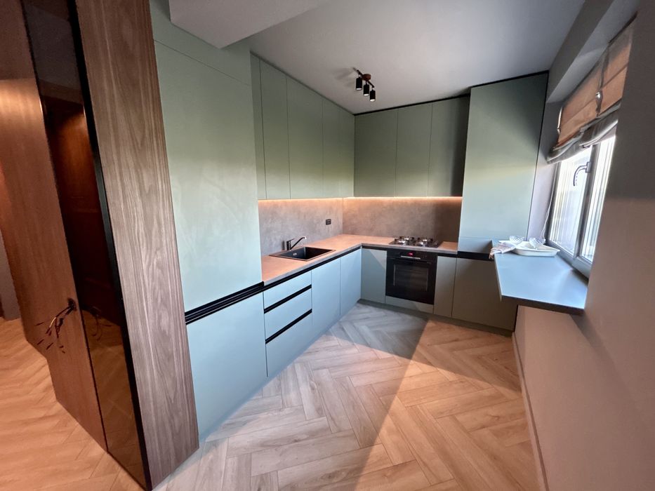 Apartament nou, sector 1. penthaus de 3 camere cu 2 bai si 3 terase