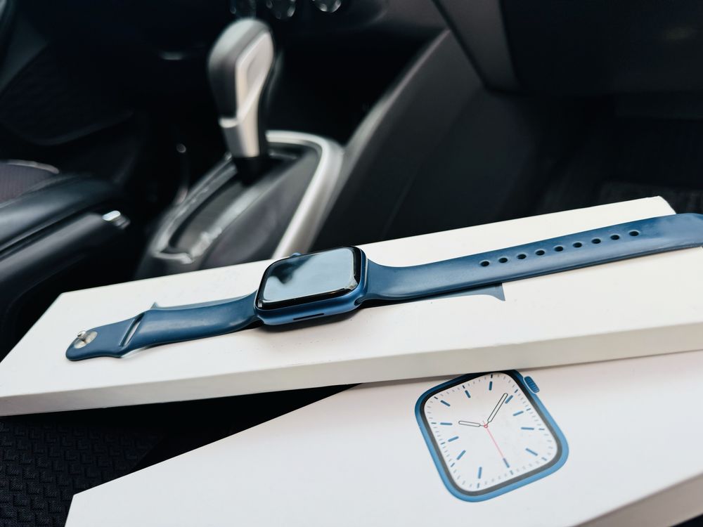 Apple Watch 7 45 Blu srochna sotiladi