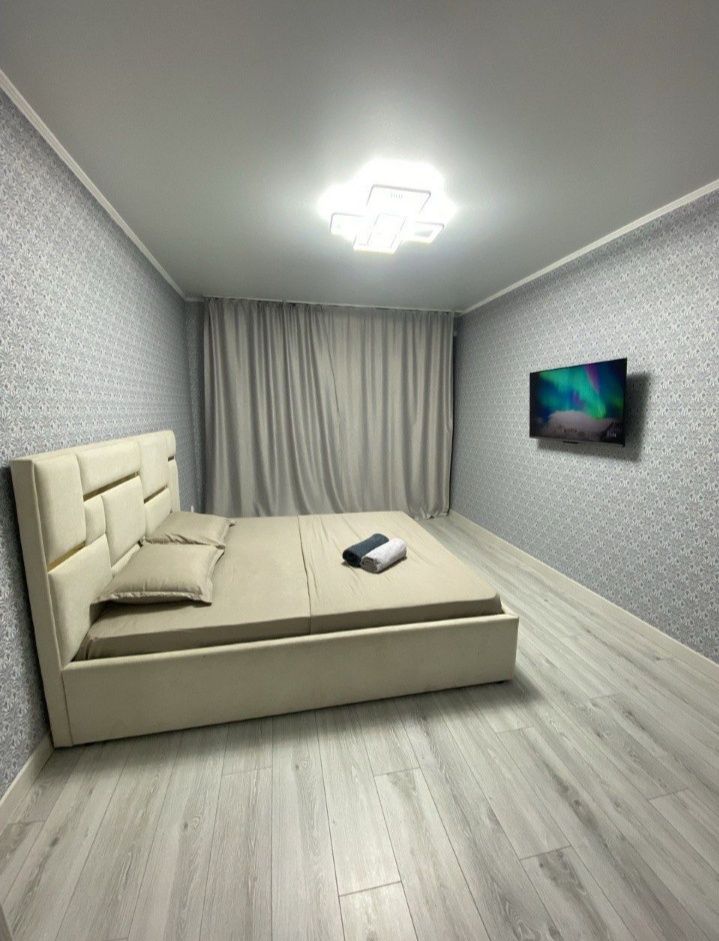 Сдам 2комн в центре шакарима люкс