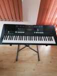 Yamaha psr E423 klavir