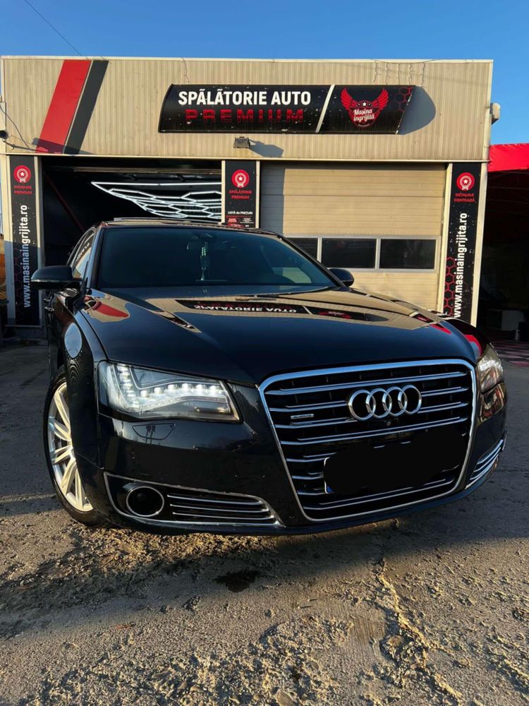 AUDI  A8L  2012