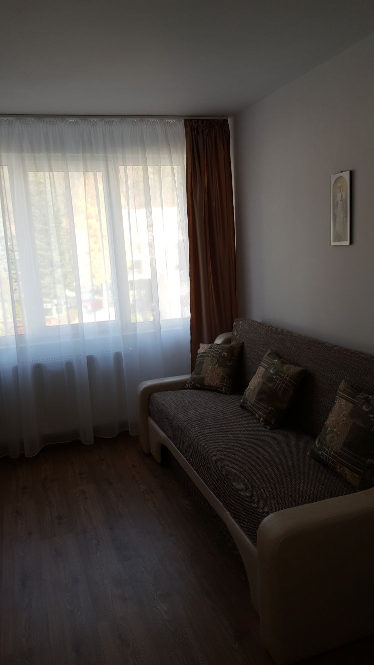 Închiriez apartament  2 camere   94817