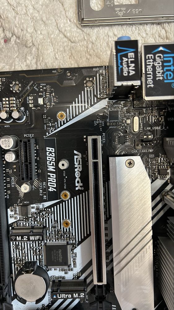 Материнская плата Asrock b365b pro4 1151+ процессор i3 9100f+ ddr4 16g