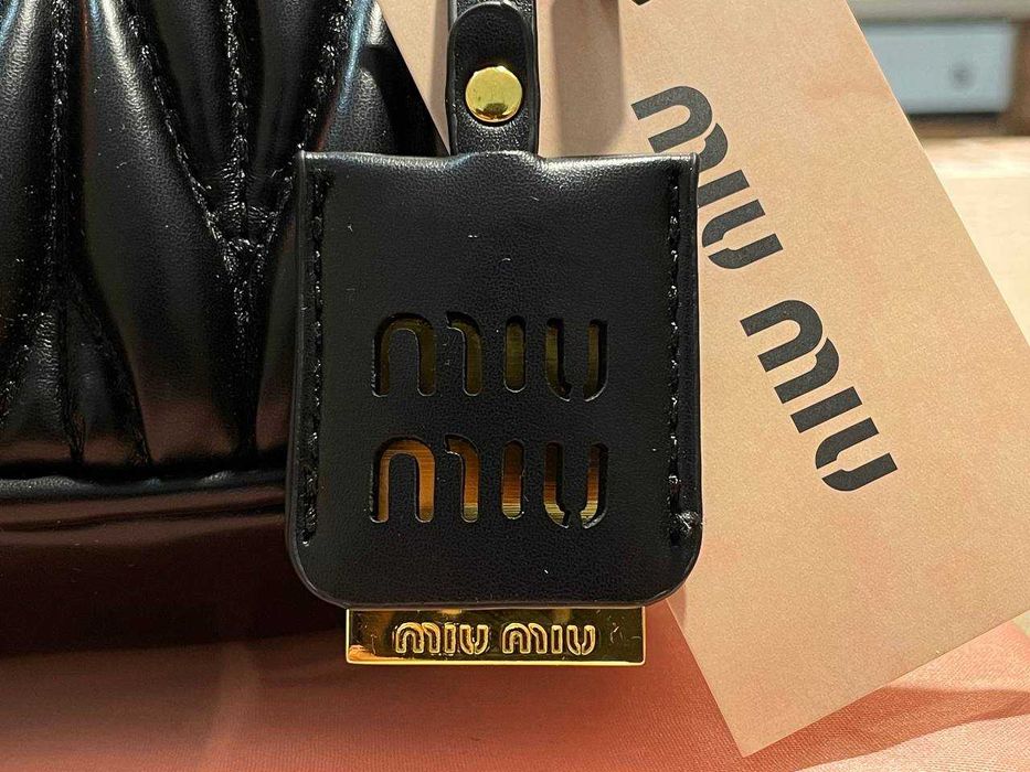 Дамска чанта Miu Miu