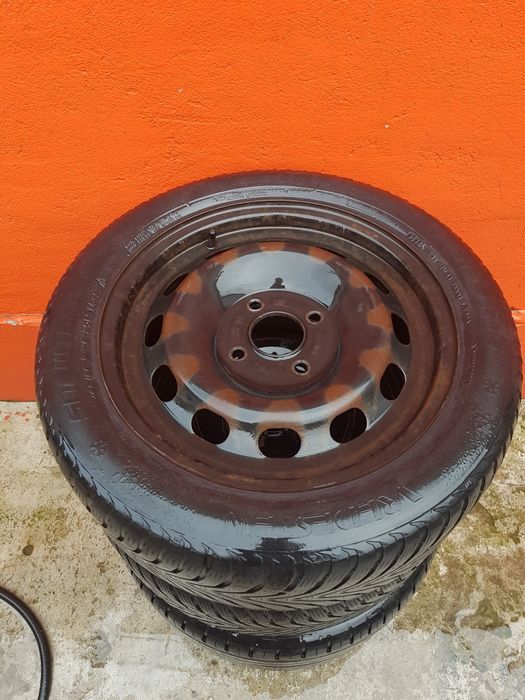 jenti de ford sau peugeot pe r15