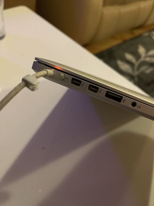 Macbook Pro 15 инча Mid 2014