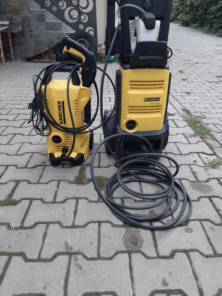 Vind 2 aparate de spalat cu presiune marca karcher