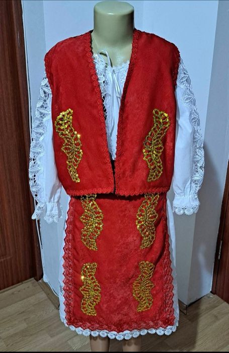 Costum fete de 6-8 ani