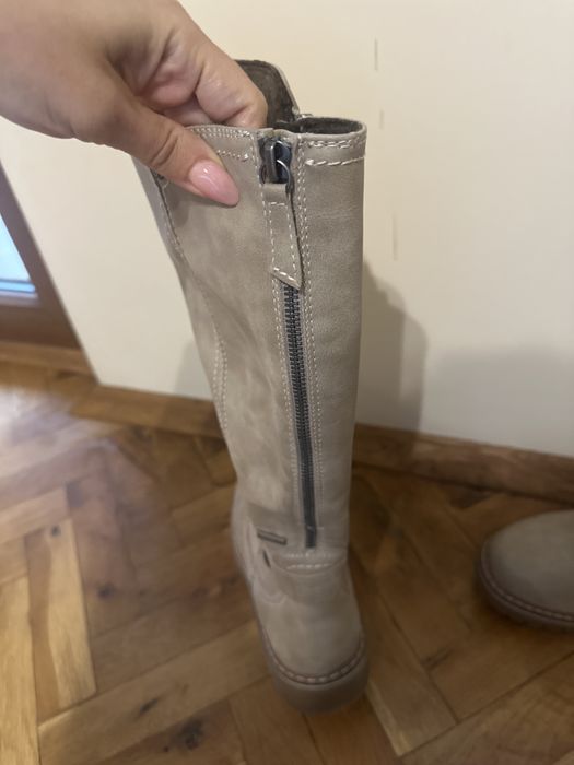 Ватирани ботуши нови