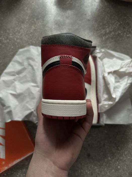 Jordan 1 Retro High OG Chicago Lost and Found 41