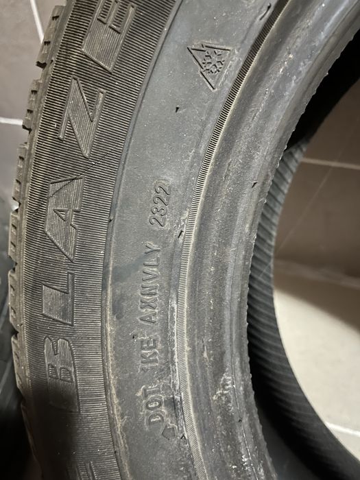 Пара зимних шины