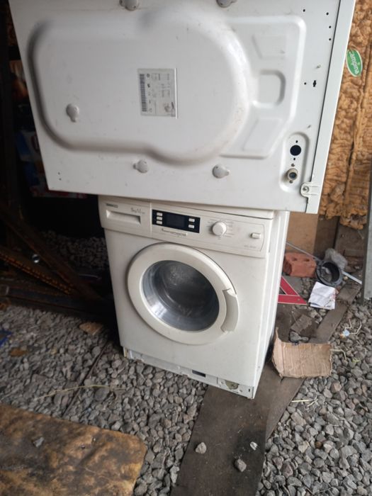 Продам  две машины автомат