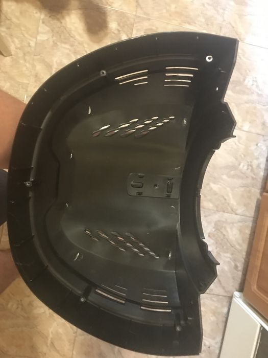 горен капак Trustmaster t300