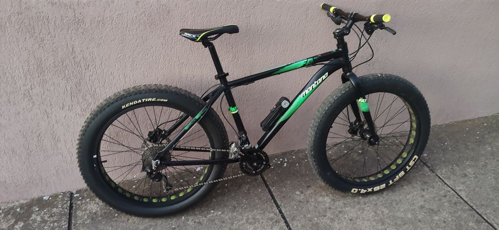 Bicicleta cu roti groase