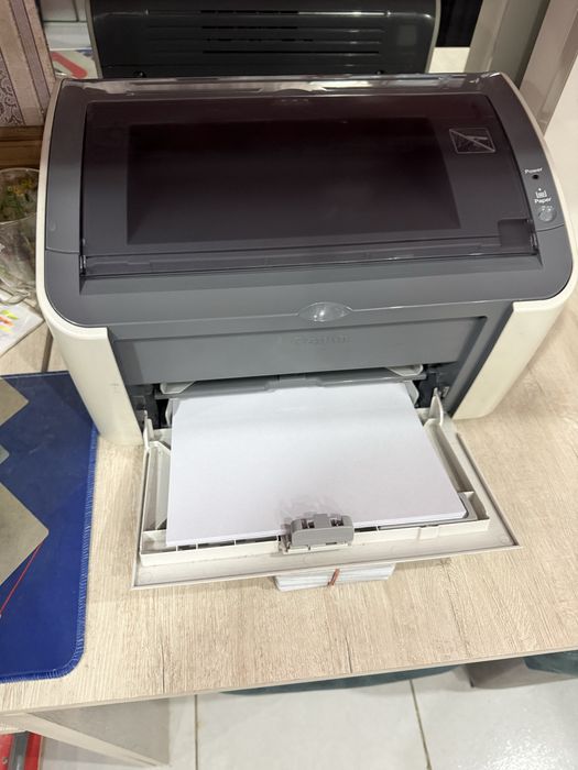 Принтер Canon 2900 срочно сотилади