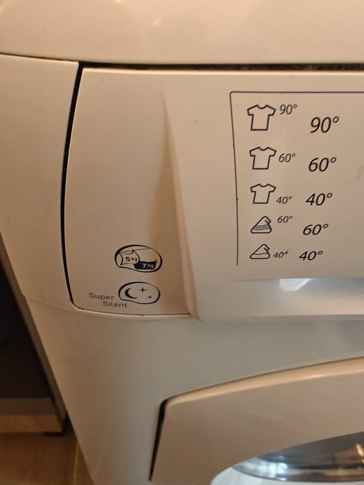 Masina de spalat Ariston Hotpoint, cu uscător