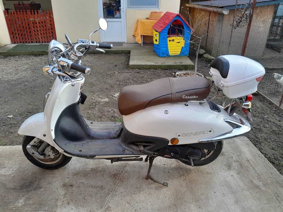 Vand scuter benero