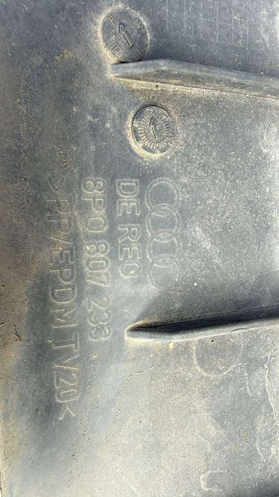 Продавам фейс предна броня за Ауди а3