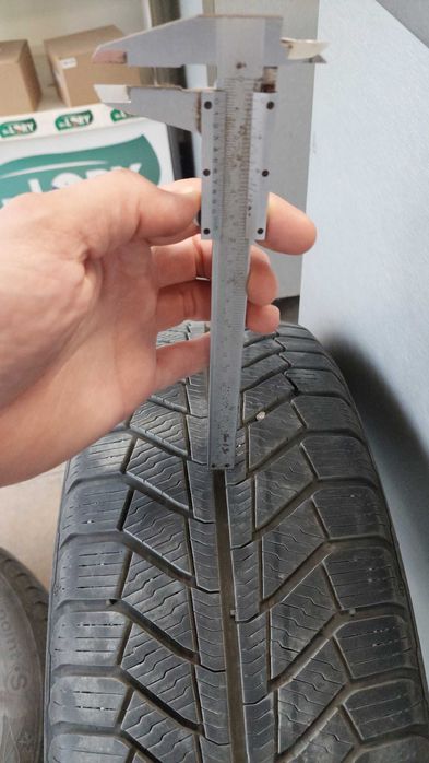 215 60 16  XL Point S