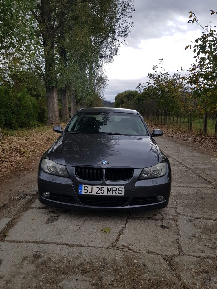 Vând bmw seria 3 e90 320d