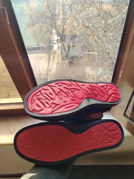 Labuten oyoq kiyim 100% orginal