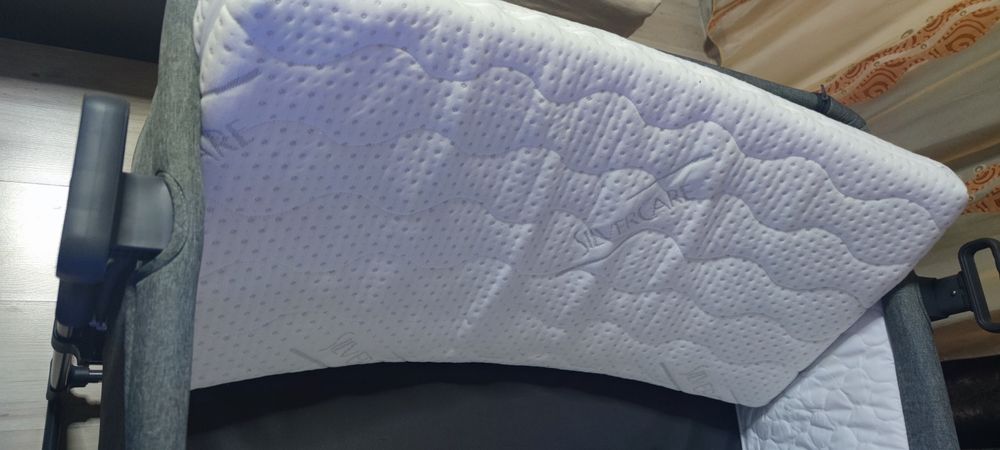 Кошара next to me