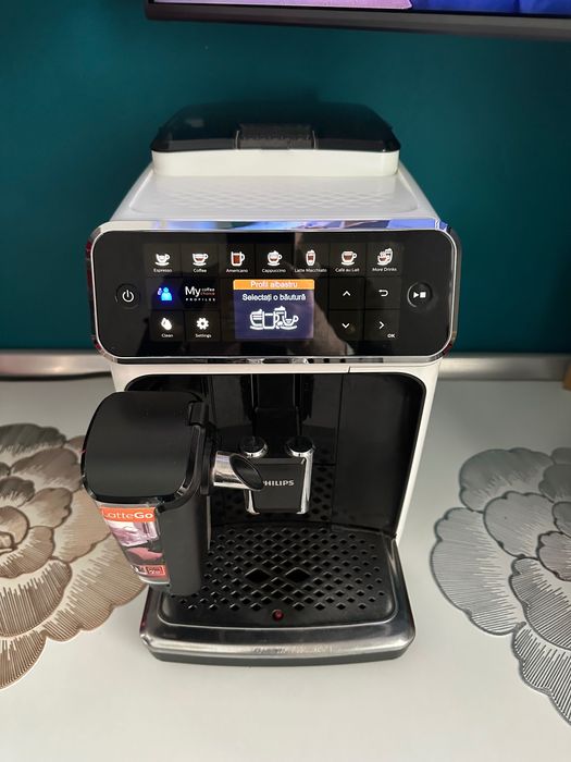 Vând aparat cafea Phillips automat preț 850 lei