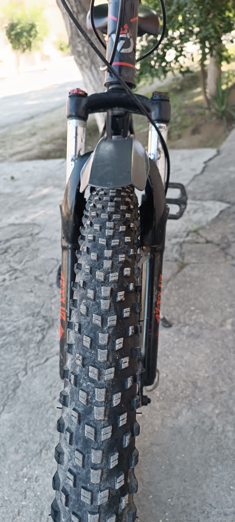 TX-B90 trek velosepit