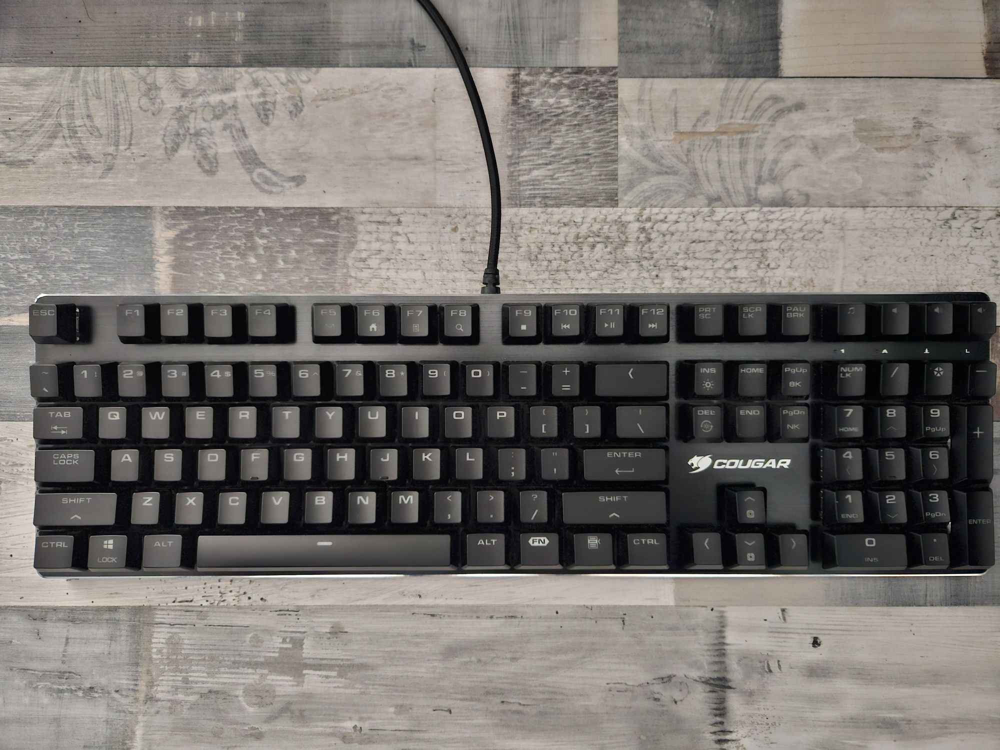 Механична геймърска клавиатура COUGAR Vantar MX RED switch