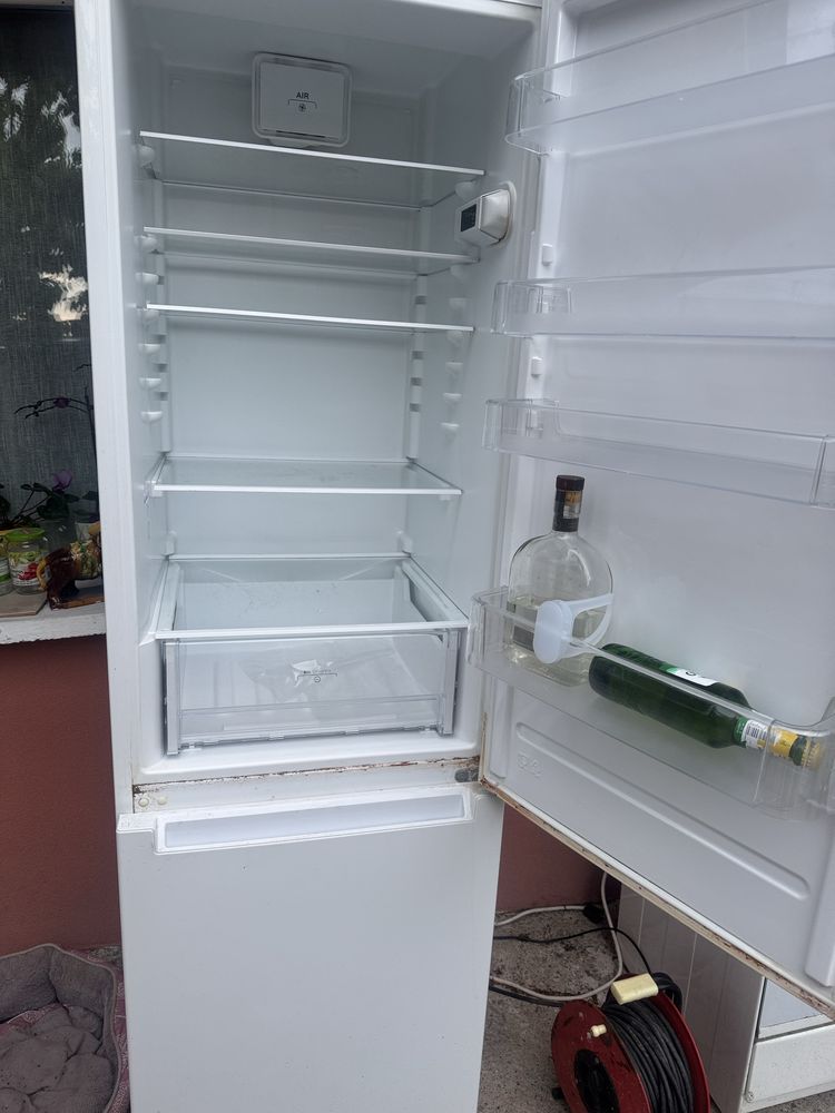Хладилник  indesit