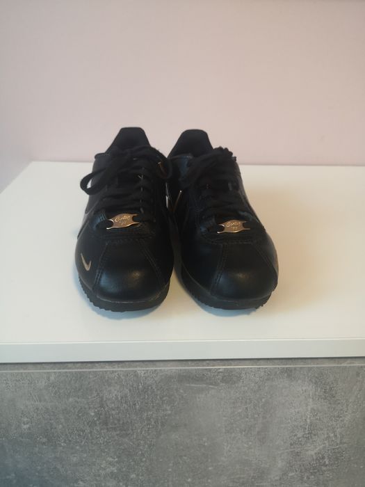 Маратонки Nike естествена кожа 36 номер